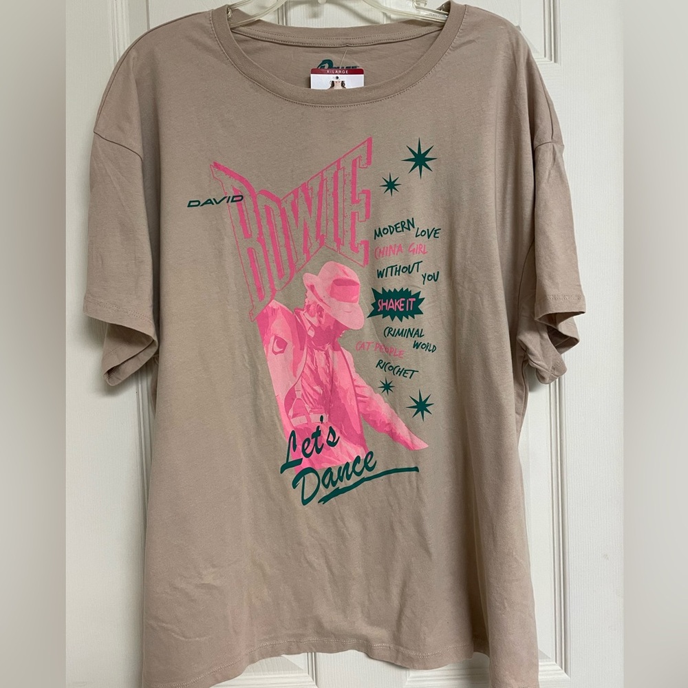 David Bowie Graphic T-shirt Officially Licensed Band Apparel XL Tan NWT